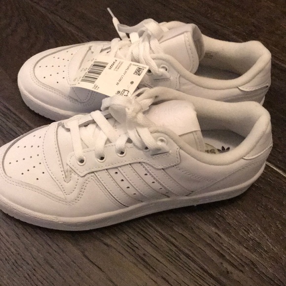 Adidas rivalry low - Picture 3 of 3